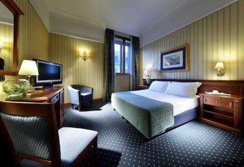 Exe International Palace 4*